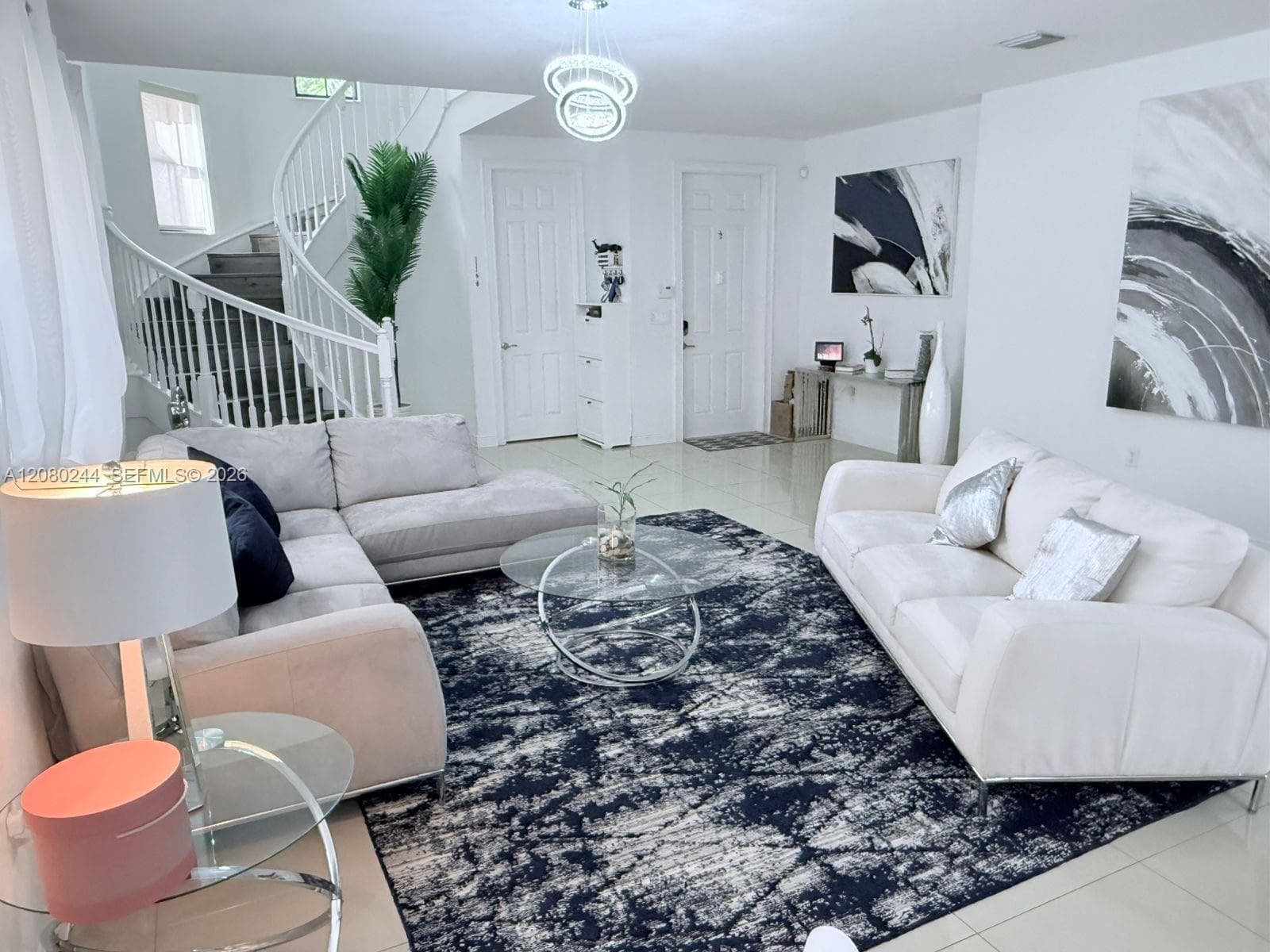 9907 NW 87th Ter, Doral, FL 33178