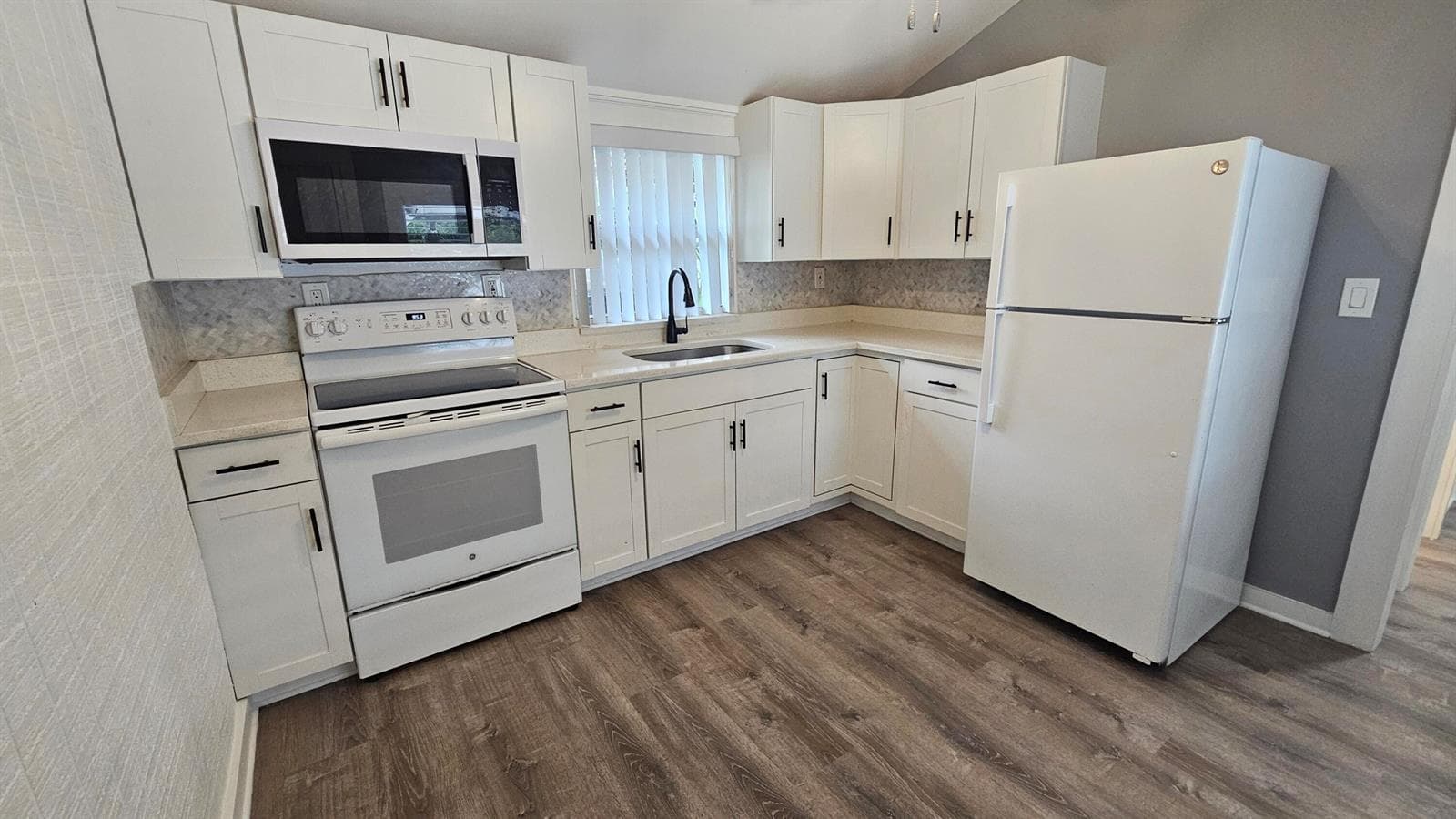 425 Ardmore Road, West Palm Beach, FL 33401