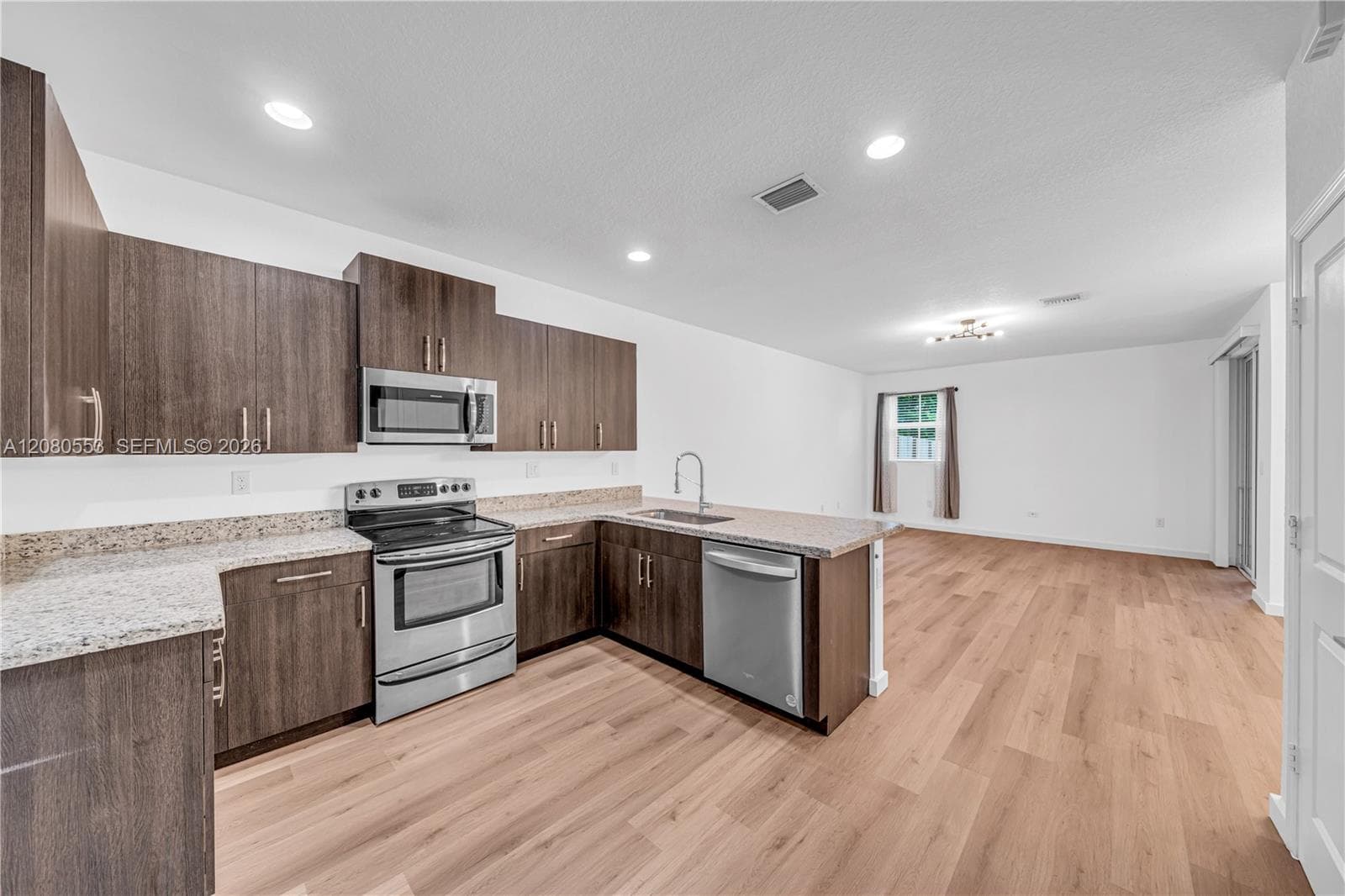 1426 SE 24th Ter, Homestead, FL 33035