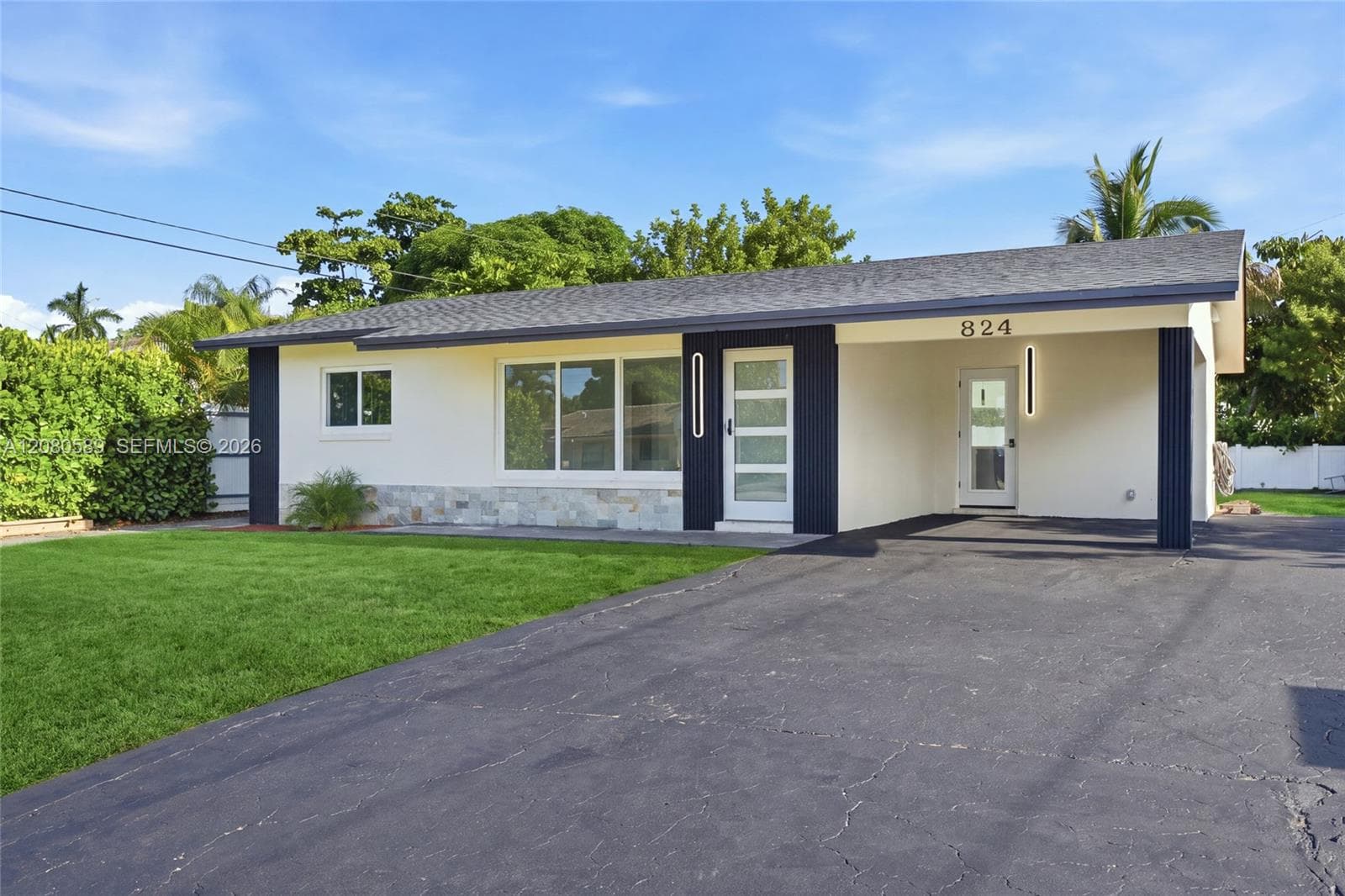 824 NW 29th Ct, Wilton Manors, FL 33311 photo 2