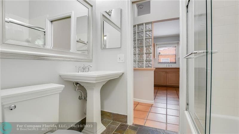 607 SW 15TH Street, Fort Lauderdale, FL 33315 photo 2