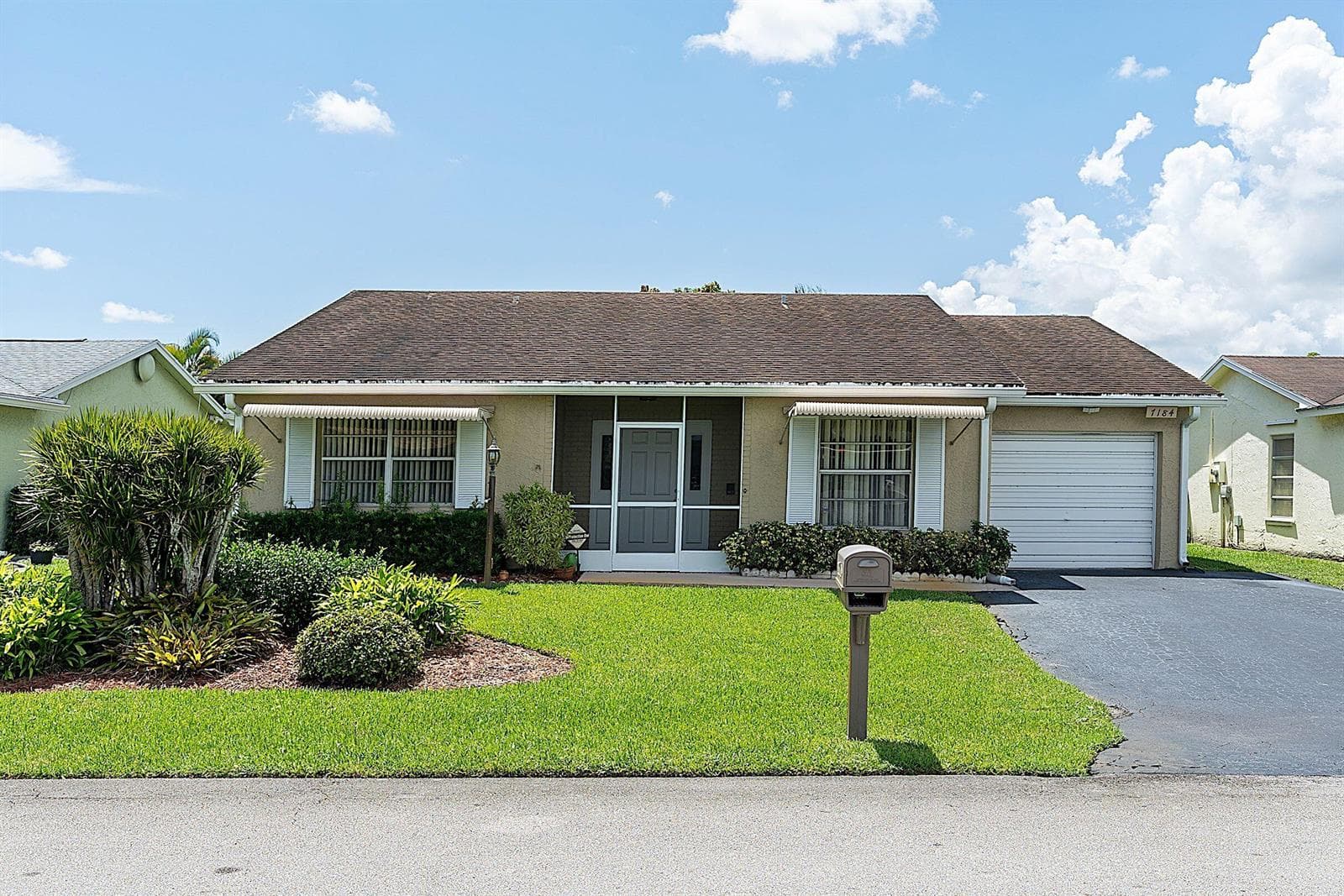 7184 PINE MANOR Drive, Lake Worth, FL 33467 photo 2