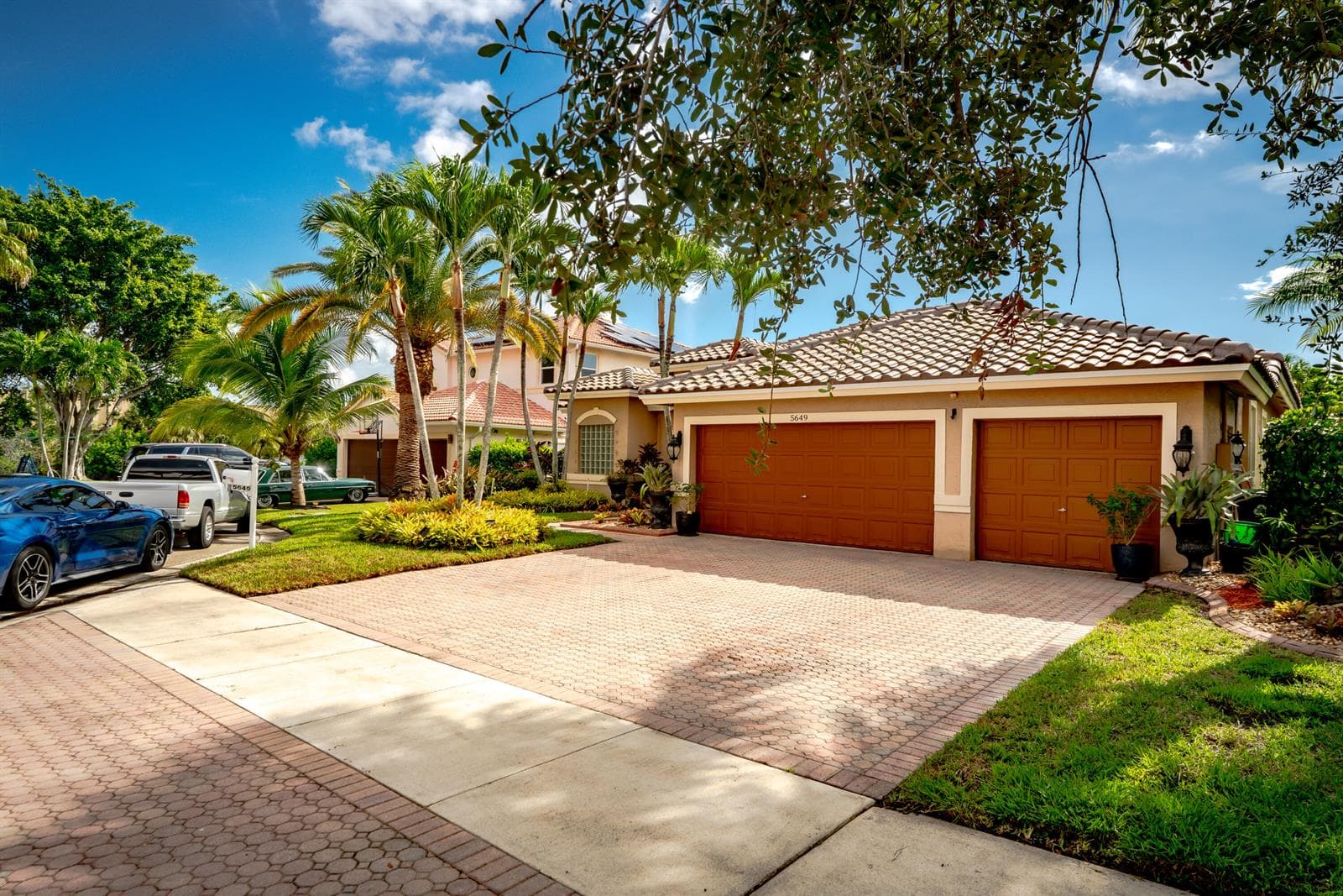5649 NW 106TH Way, Coral Springs, FL 33076 photo 2