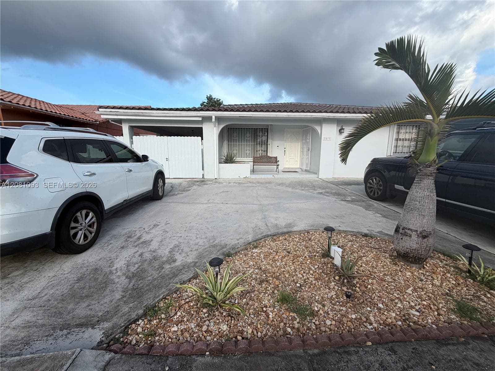 7577 W 5th Ln, Hialeah, FL 33014