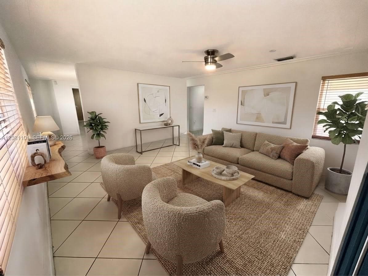 62 W 44th St # 0, Hialeah, FL 33012