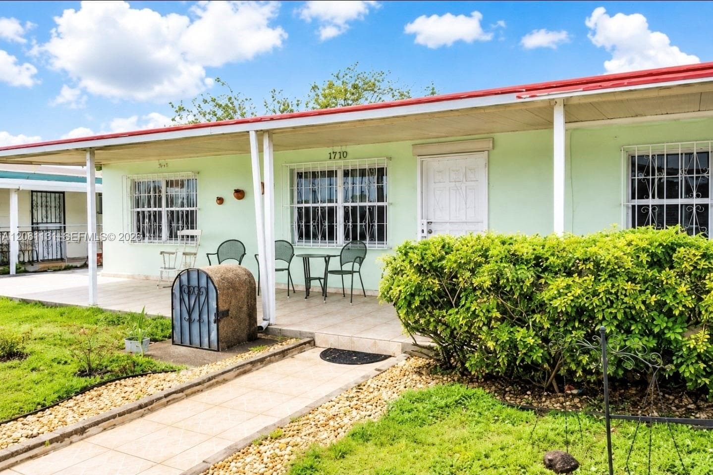1220 E 10th Ave, Hialeah, FL 33010