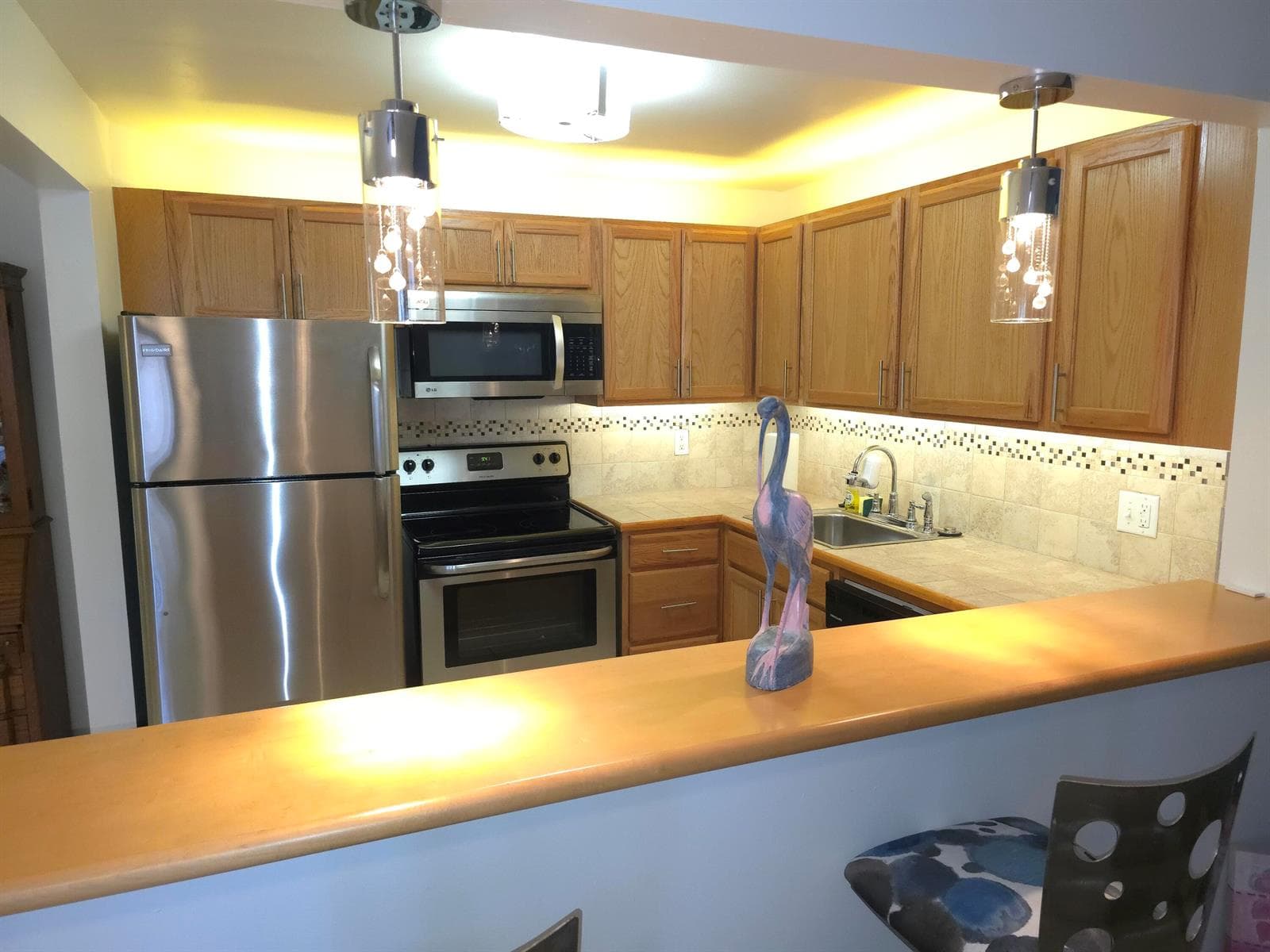 105 OXFORD 100, West Palm Beach, FL 33417 photo 2