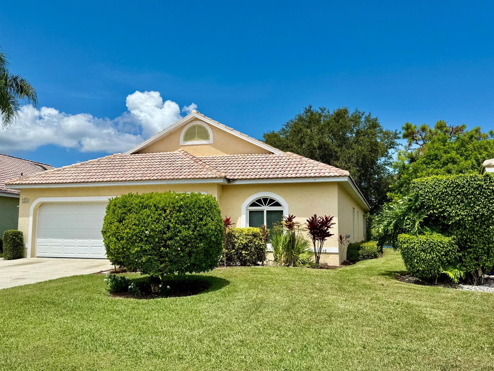 6008 SE Walkers Cay Court, Stuart, FL 34997