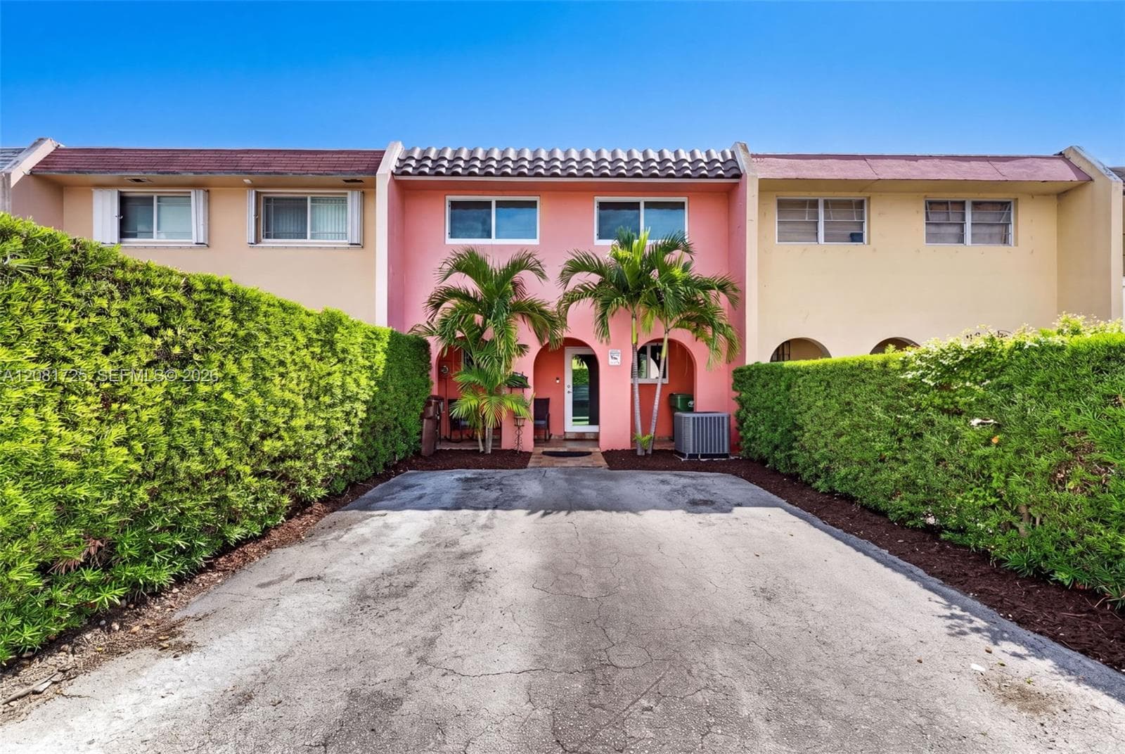 6965 W 2nd Way, Hialeah, FL 33014 photo 2