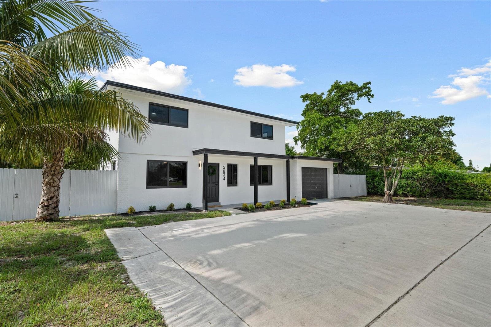 5834 Forest Hill Boulevard, West Palm Beach, FL 33415 photo 2