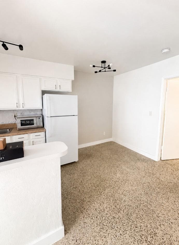 33 W 22nd St # 2, Hialeah, FL 33010 photo 2