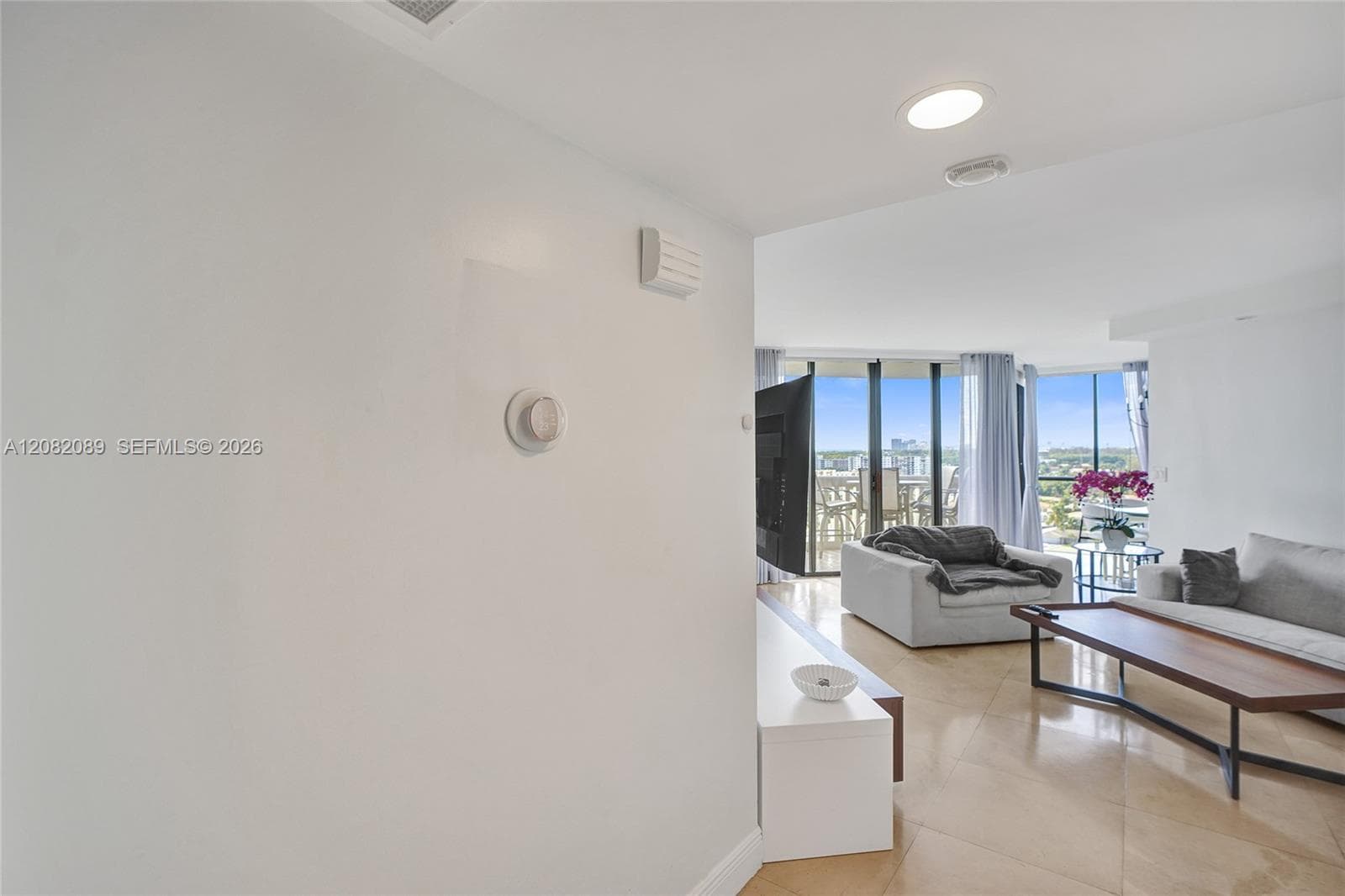 1000 E Island Blvd # 1403, Aventura, FL 33160 photo 2