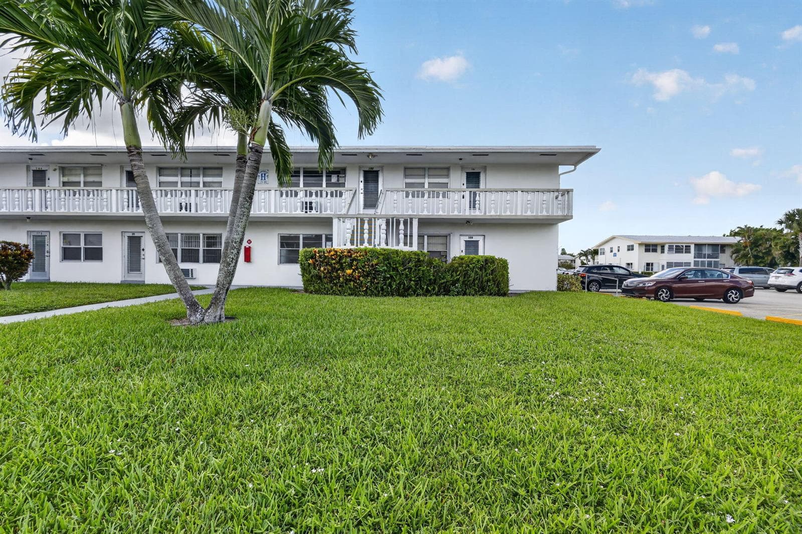 181 COVENTRY H, West Palm Beach, FL 33417 photo 2