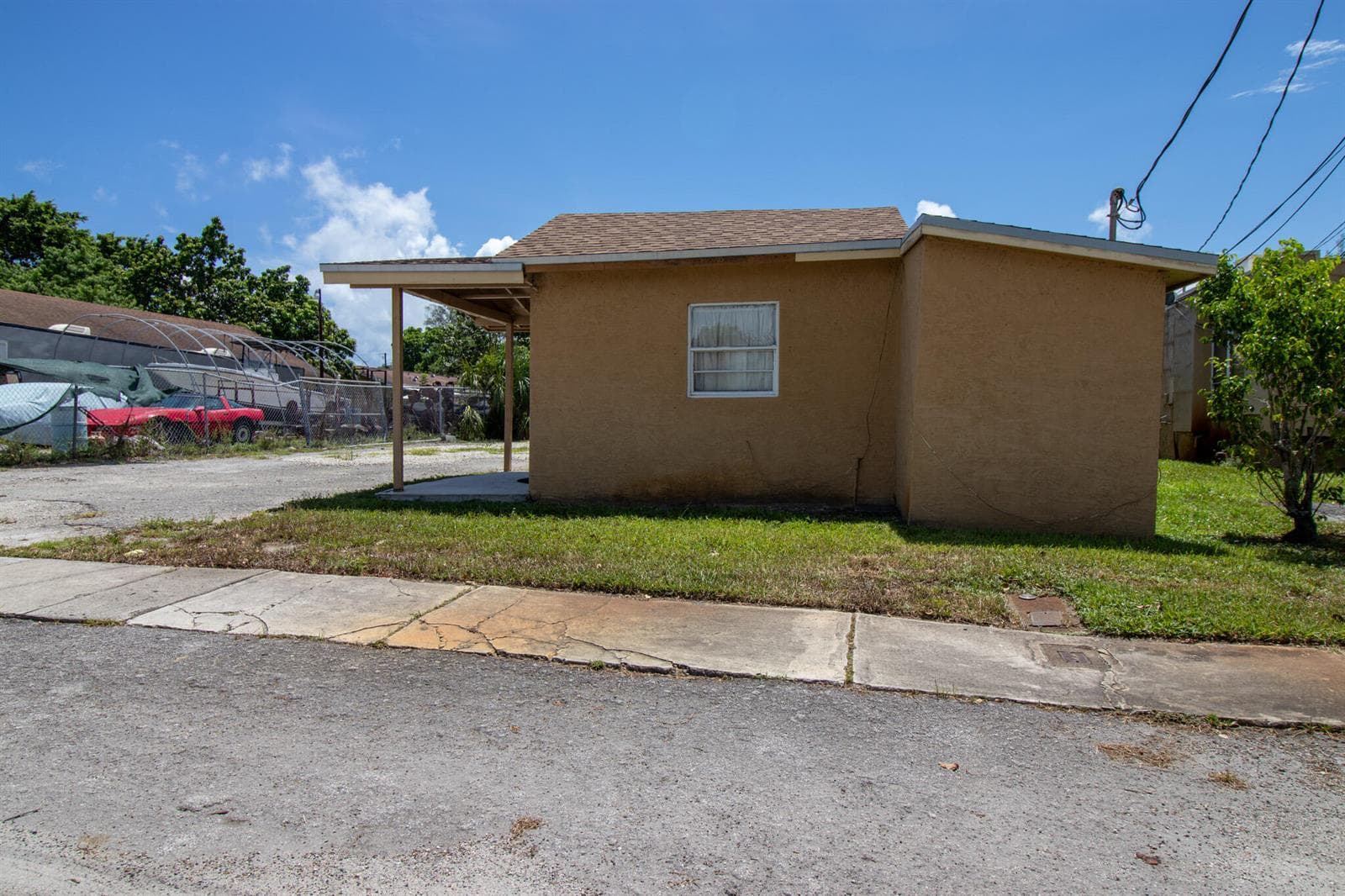 242 SW 7TH Court, Deerfield Beach, FL 33441