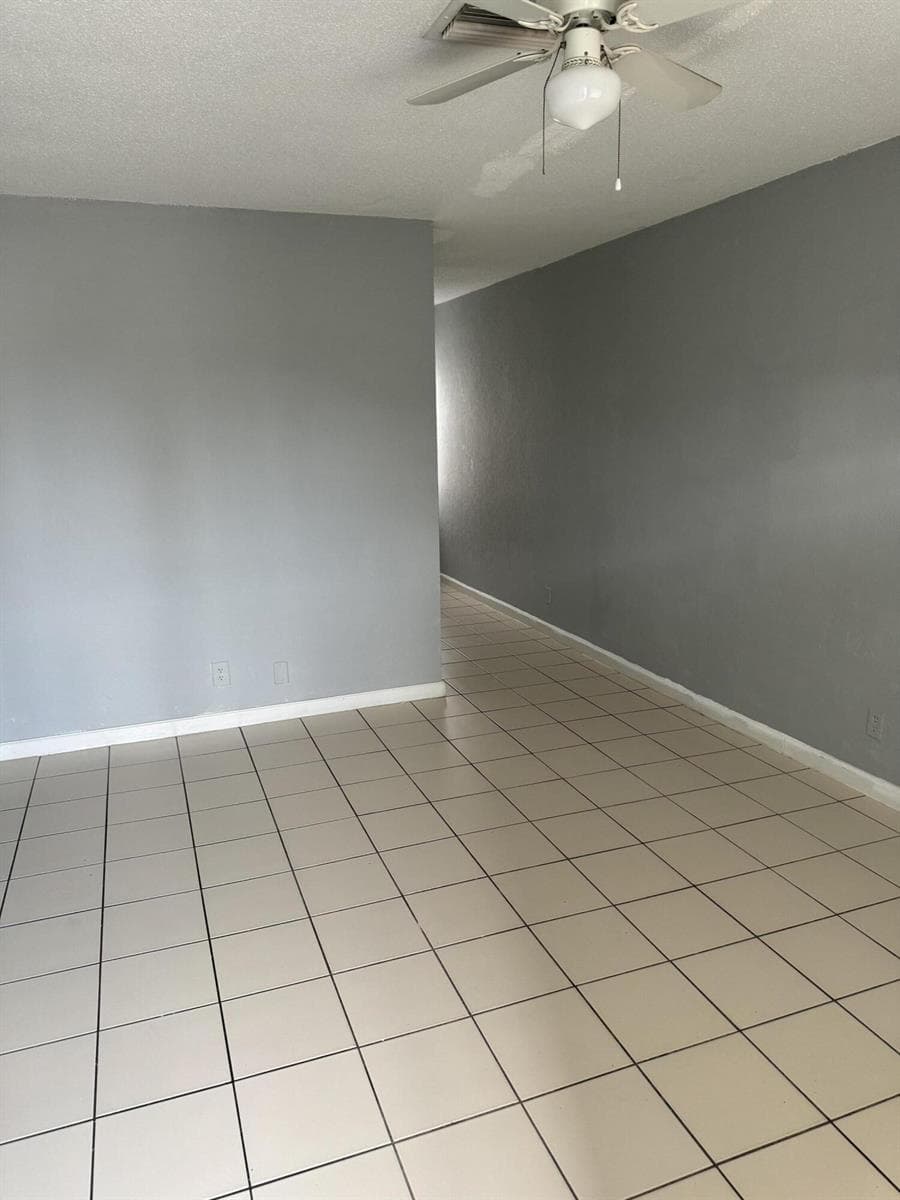 4231 NW 31ST Avenue # 1, Lauderdale Lakes, FL 33309 photo 2