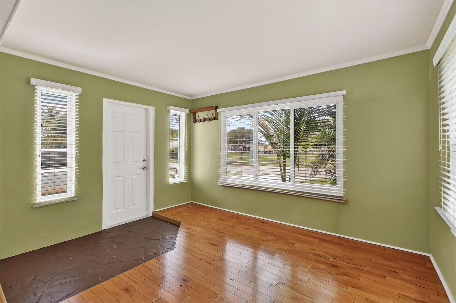411 Evergreen Drive, Lake Park, FL 33403 photo 2