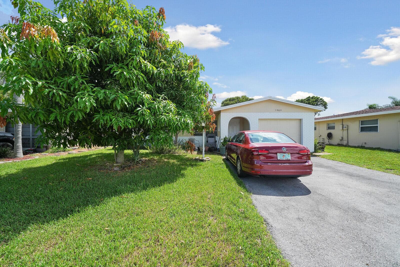 1060 NW 49th Court, Deerfield Beach, FL 33064 photo 2