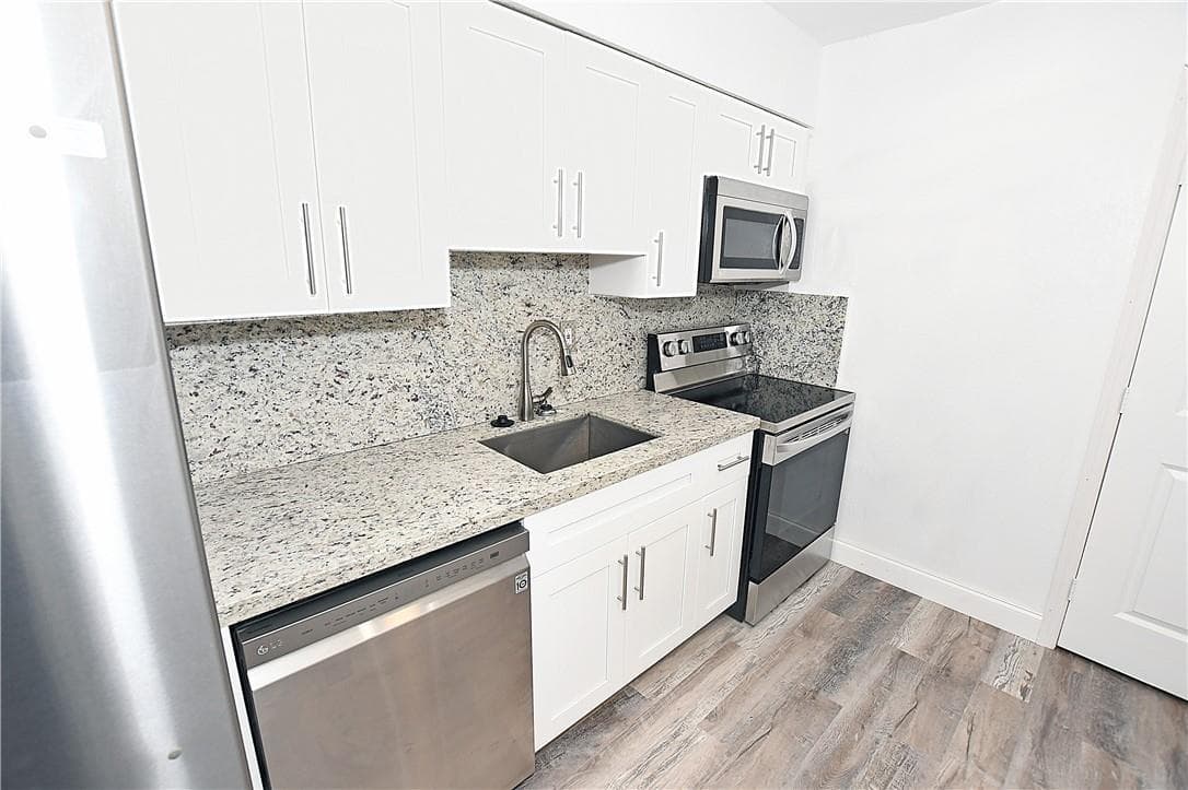 270 NW 43rd Street, Oakland Park, FL 33309 photo 2