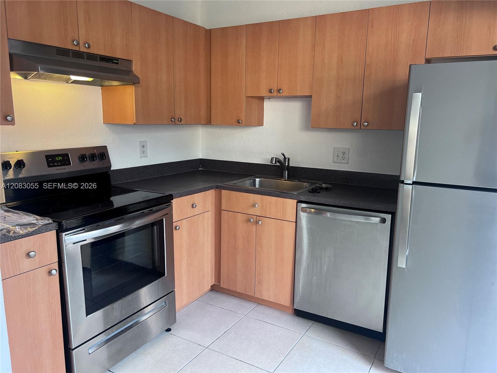 4651 NW 9th Dr # 4651, Plantation, FL 33317 photo 2