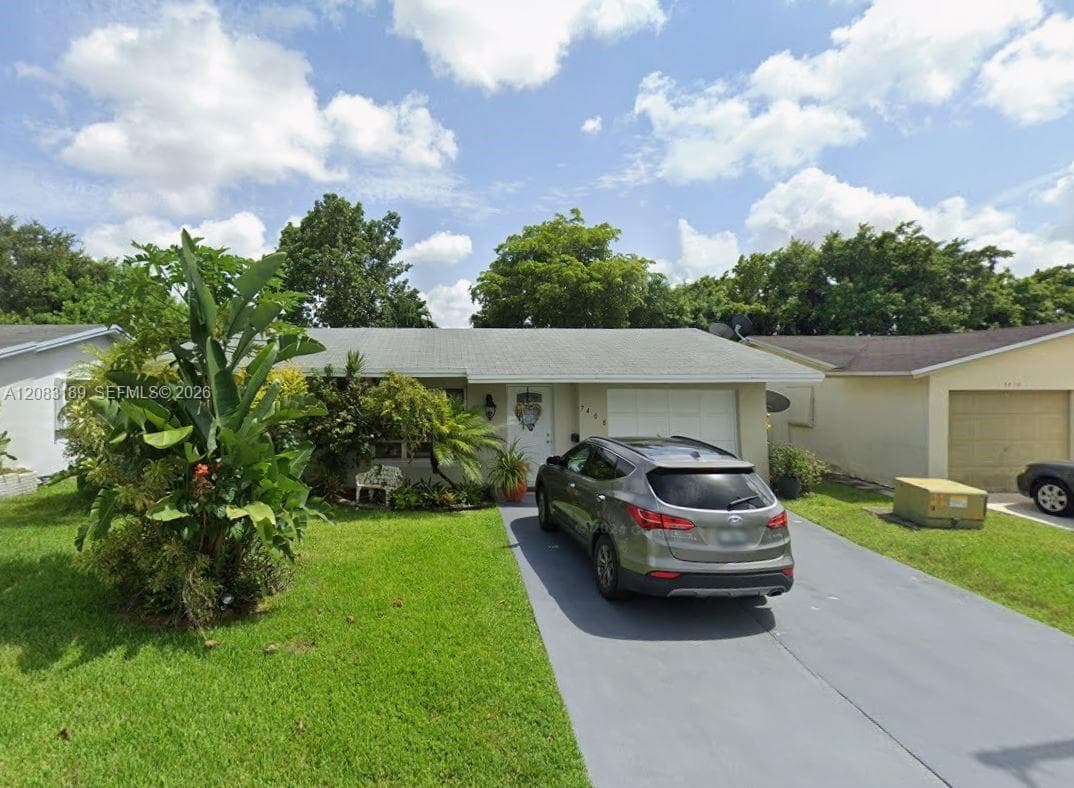 7408 NW 58th St, Tamarac, FL 33321