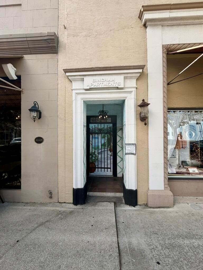 406 NORTHWOOD Road # 4, West Palm Beach, FL 33407