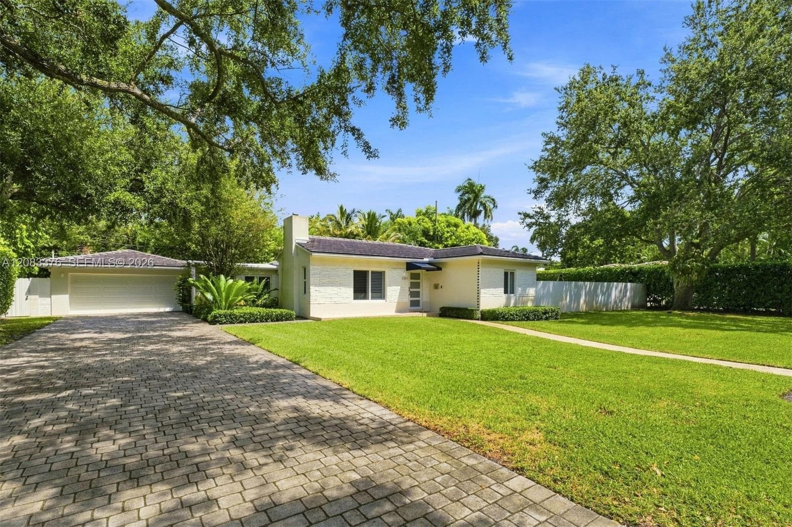 5763 SW 51st St, Miami, FL 33155 photo 2