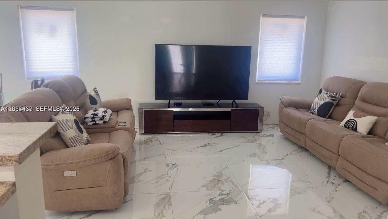4711 NW 178th Ter, Miami Gardens, FL 33055