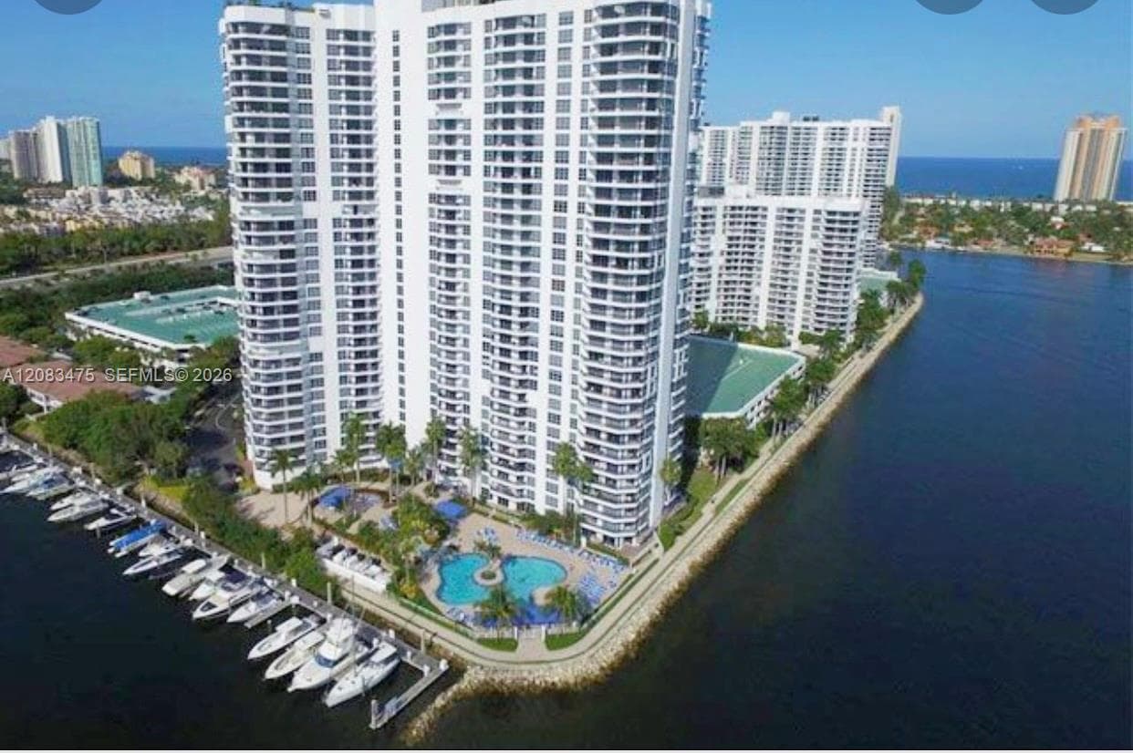 3530 Mystic Pointe Dr # 3003, Aventura, FL 33180