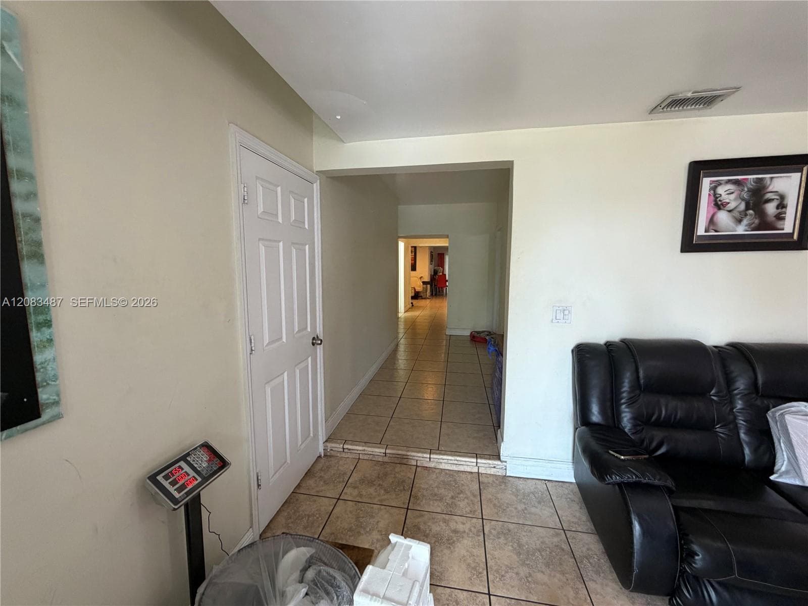 3245 NW 34th St, Miami, FL 33142 photo 2