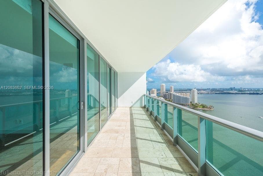 1331 Brickell Bay Dr # 3505, Miami, FL 33131 photo 2