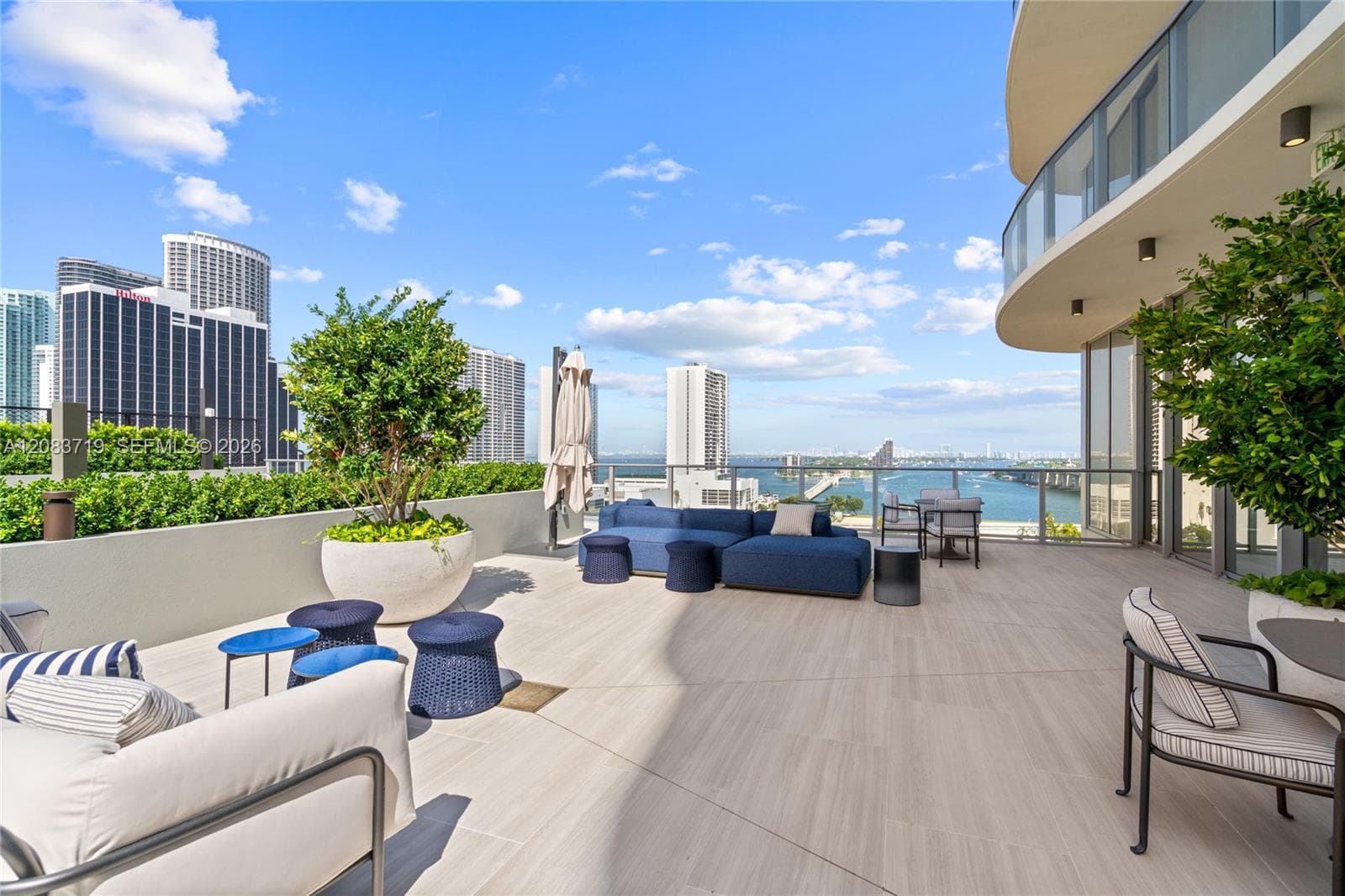 1400 biscayne blvd # 4106, Miami, FL 33132 photo 2