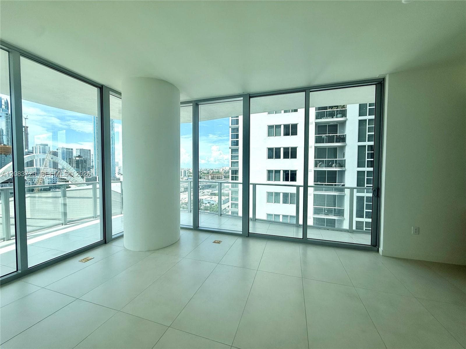 1400 Biscayne Blvd # 1602, Miami, FL 33132 photo 2