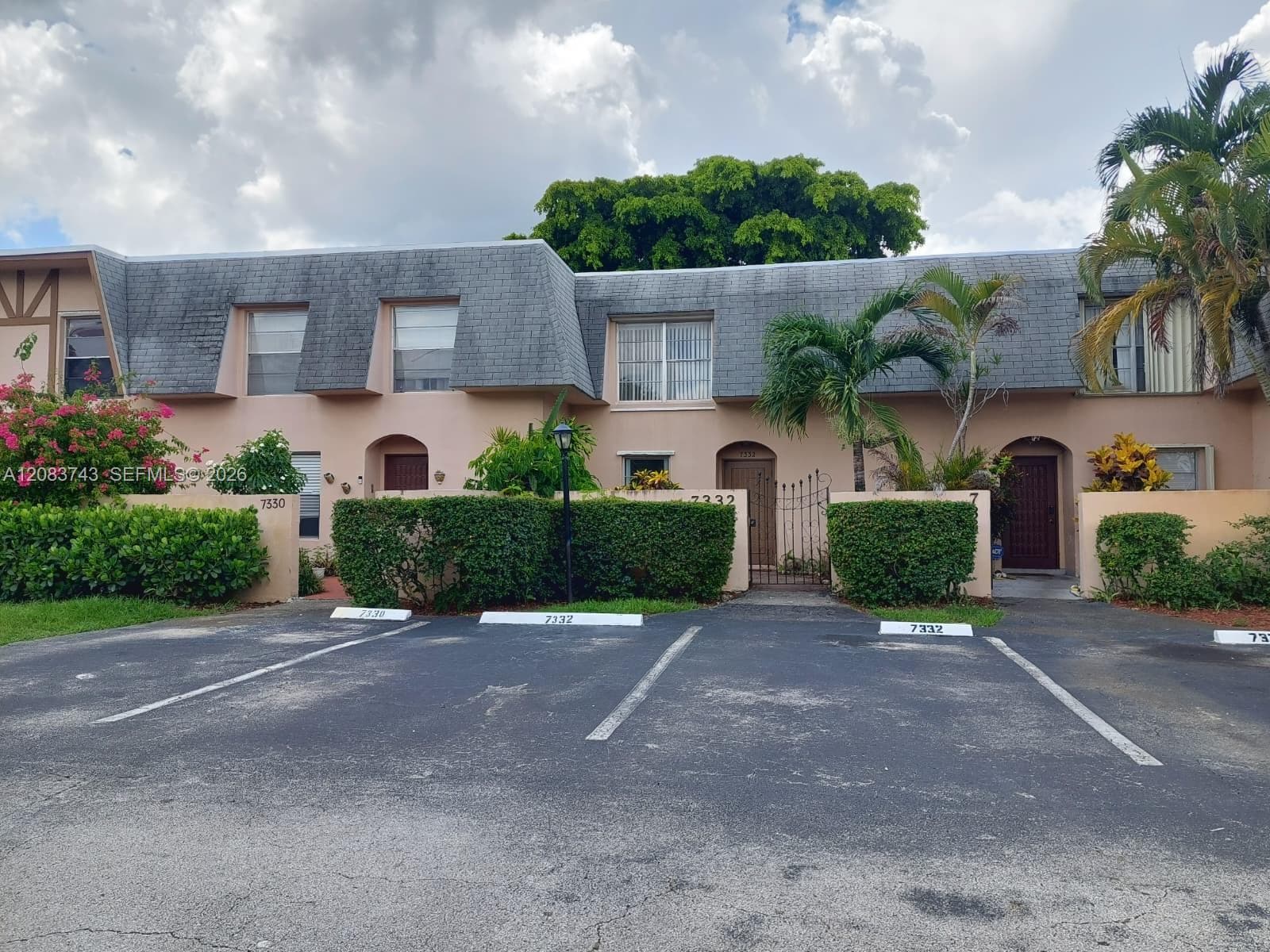 7332 SW 25th Ct # 12, Davie, FL 33317