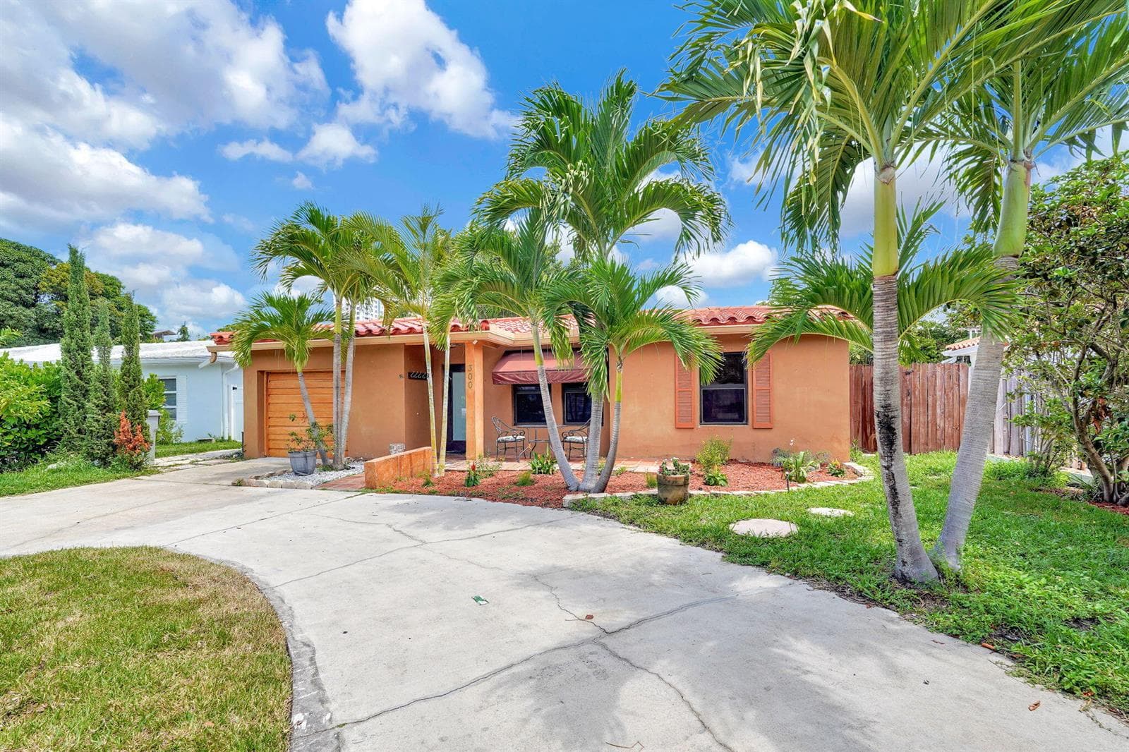 300 S Riverside Drive, Pompano Beach, FL 33062 photo 2