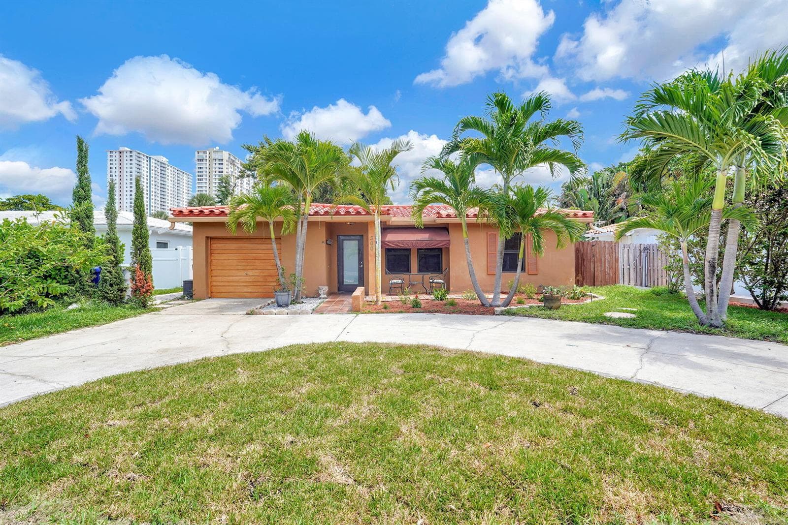 300 S Riverside Drive, Pompano Beach, FL 33062