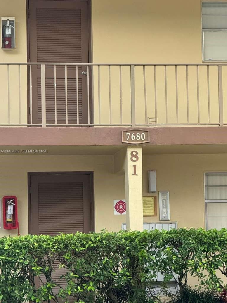 7680 NW 1st St # 107, Margate, FL 33063