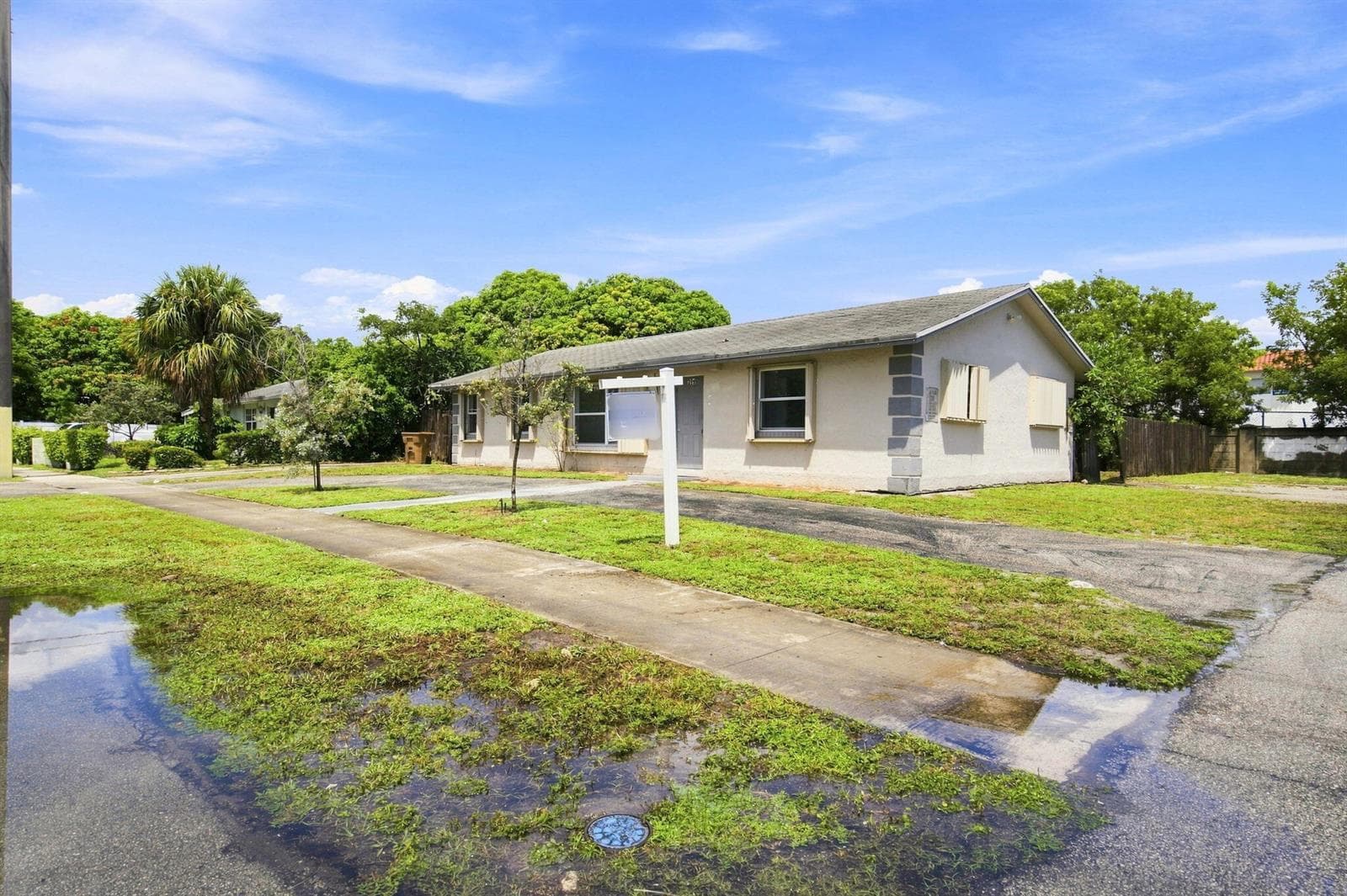 399 SW 14TH Street, Deerfield Beach, FL 33441 photo 2