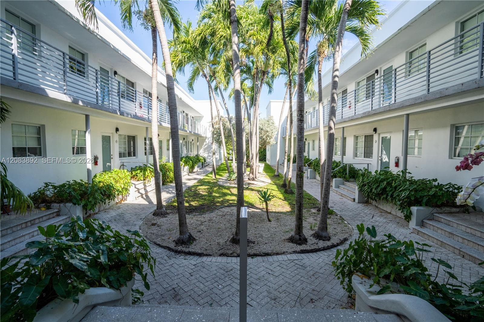 331 85th St # 10, Miami Beach, FL 33141