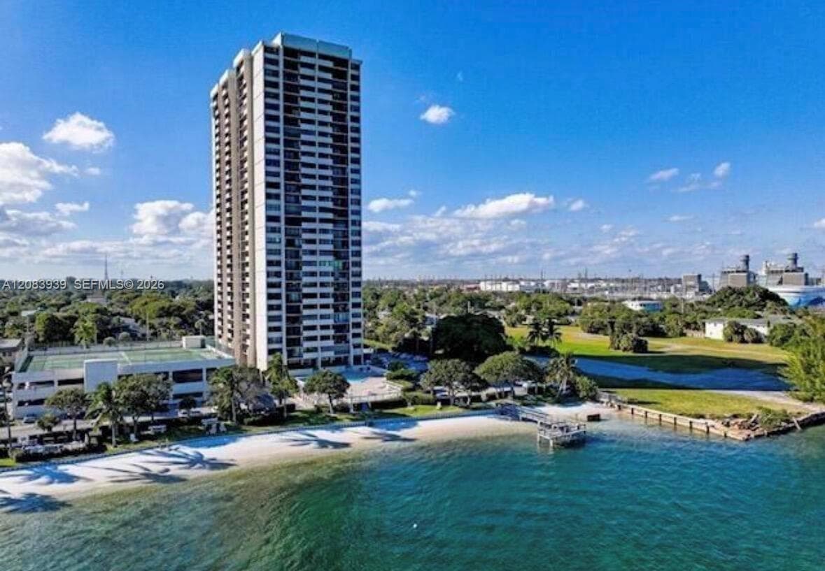 5600 N Flagler Dr # 1502, West Palm Beach, FL 33407