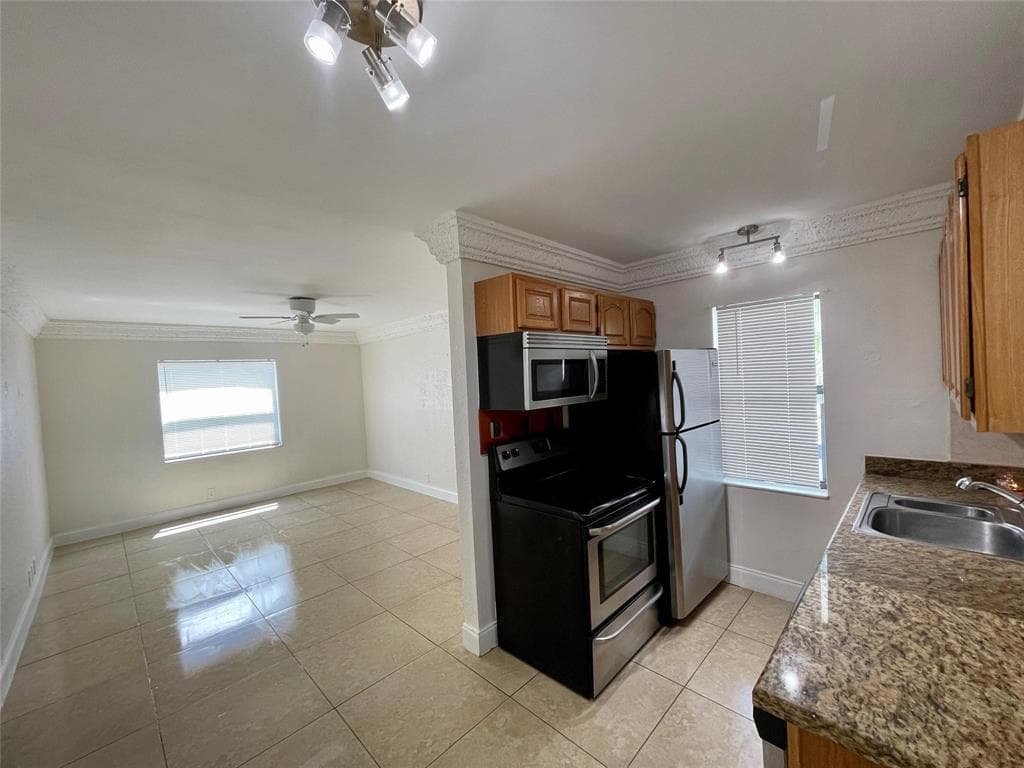 601 NE 29TH Drive # 9, Wilton Manors, FL 33334