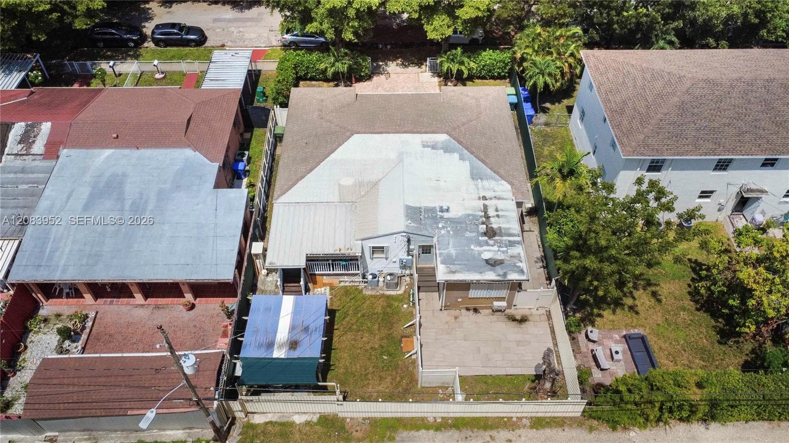2530 SW 27th St, Miami, FL 33133 photo 2