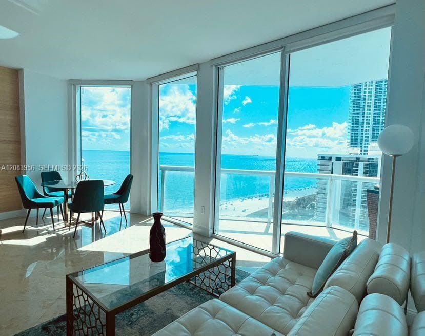 6515 Collins Ave # 1707, Miami Beach, FL 33141