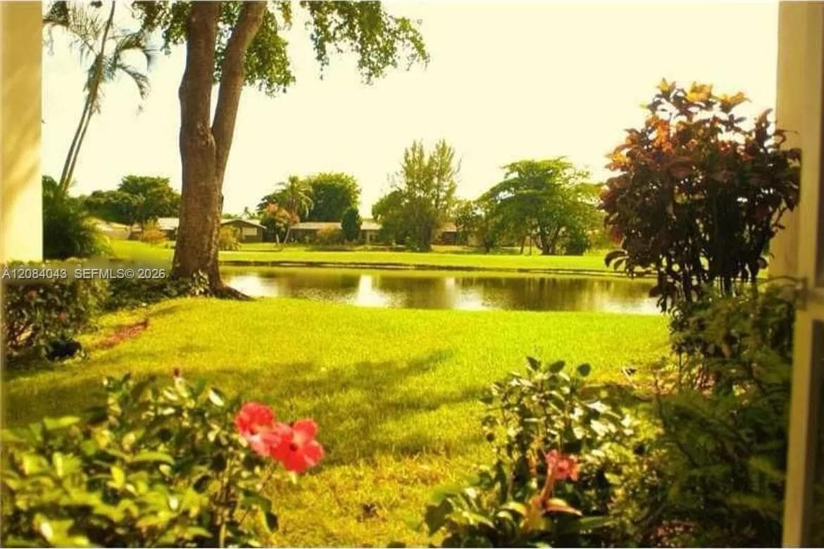 2431 SW 82nd Ave # 202, Davie, FL 33324 photo 2