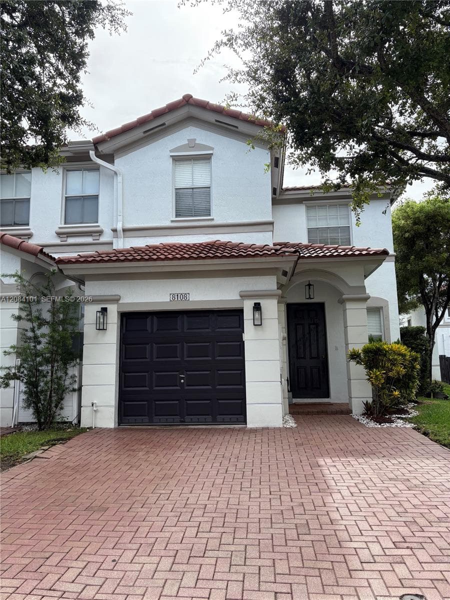 8108 NW 108th Ct, Doral, FL 33178
