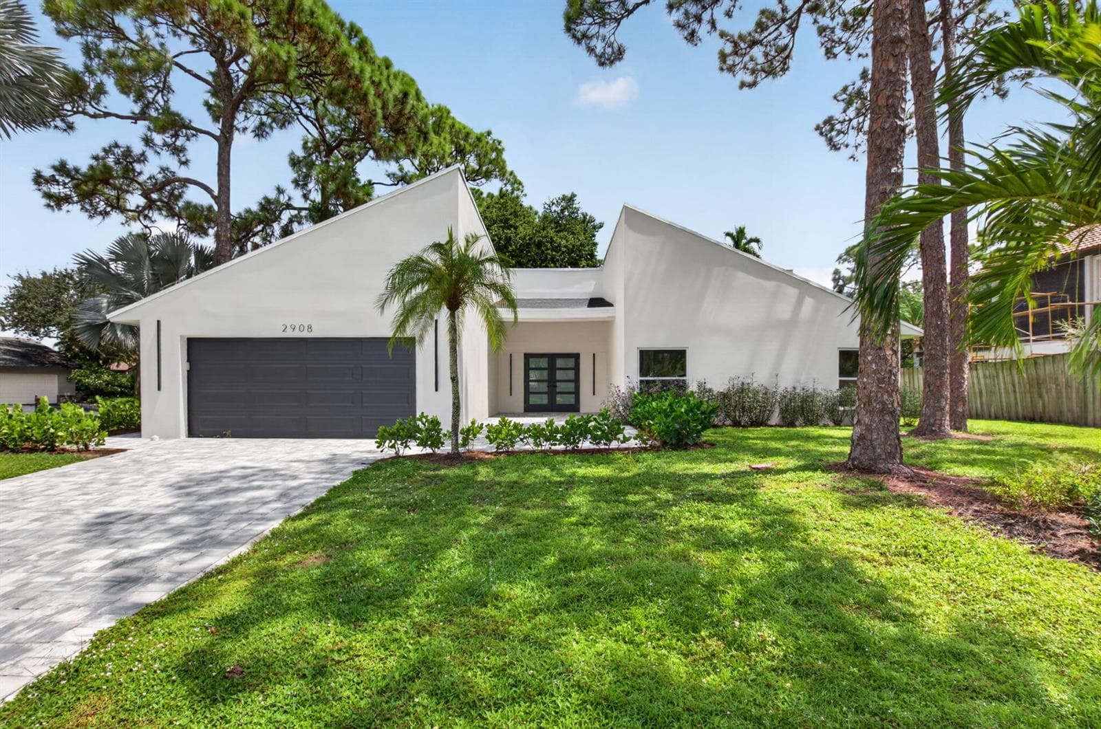 2908 NW 24th Way, Boca Raton, FL 33431