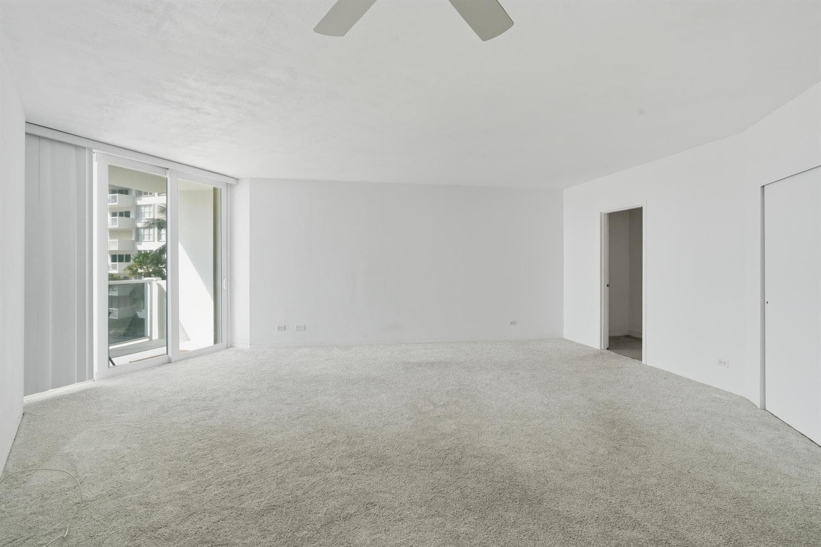 2800 N Flagler Drive # 303, West Palm Beach, FL 33407