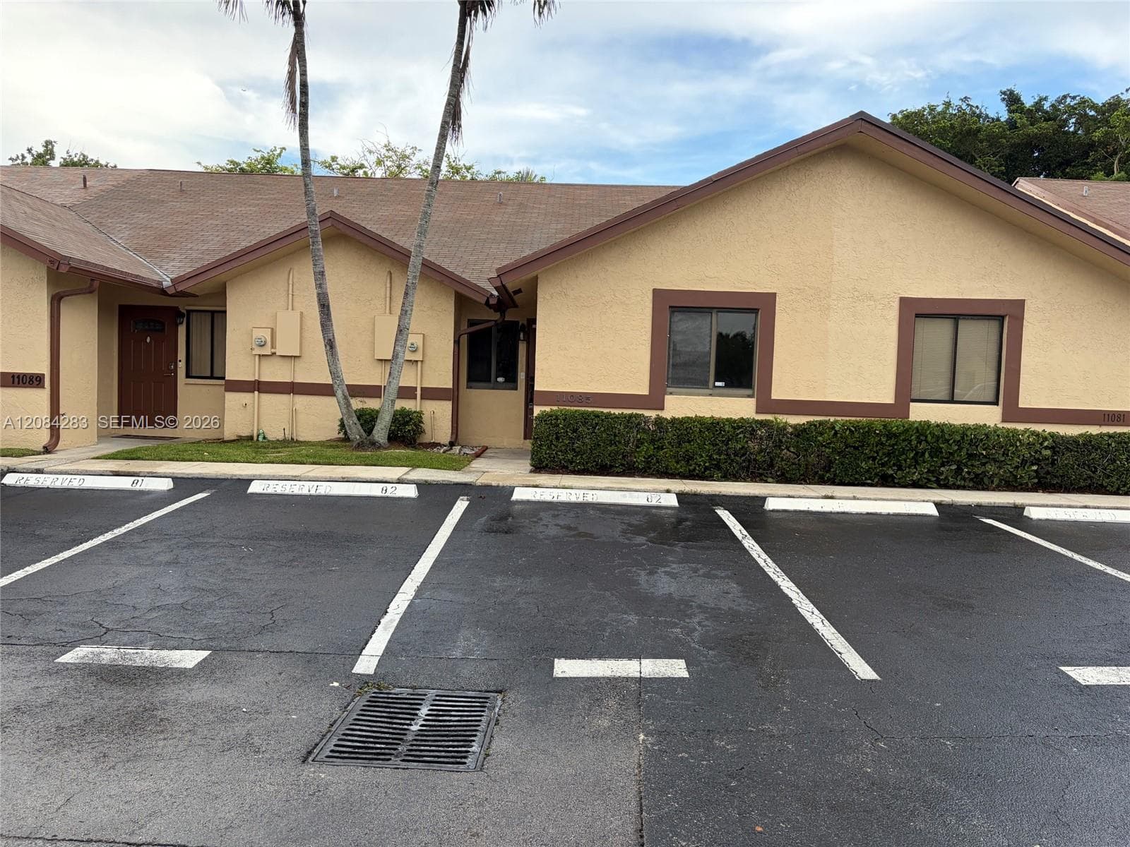 11085 NW 38th Pl, Sunrise, FL 33351