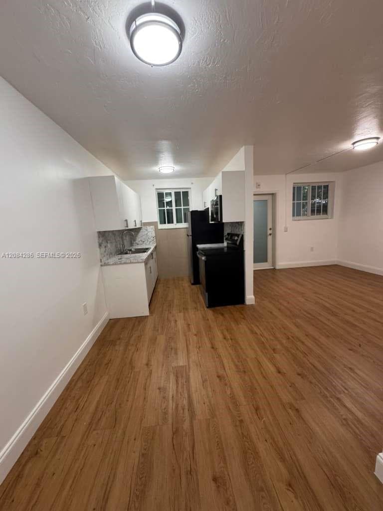 160 NE 55th St # 3, Miami, FL 33137 photo 2