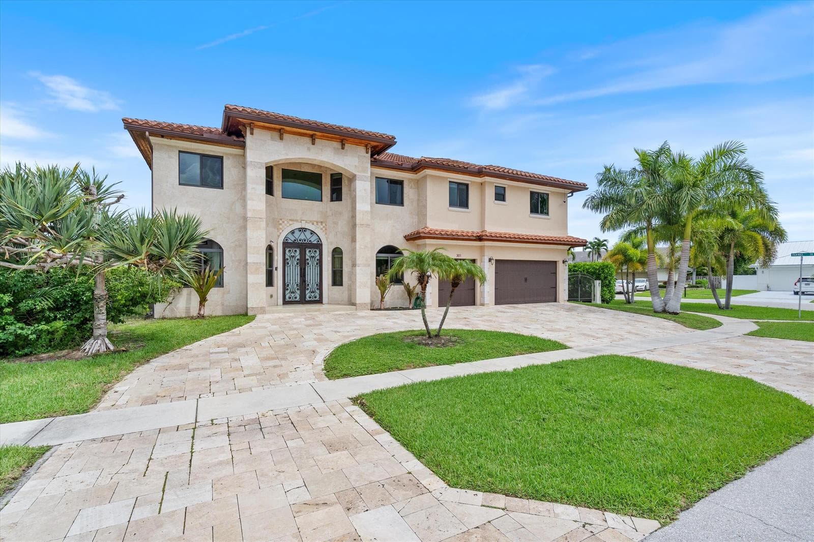 301 SANDALWOOD Lane, Boca Raton, FL 33487 photo 2