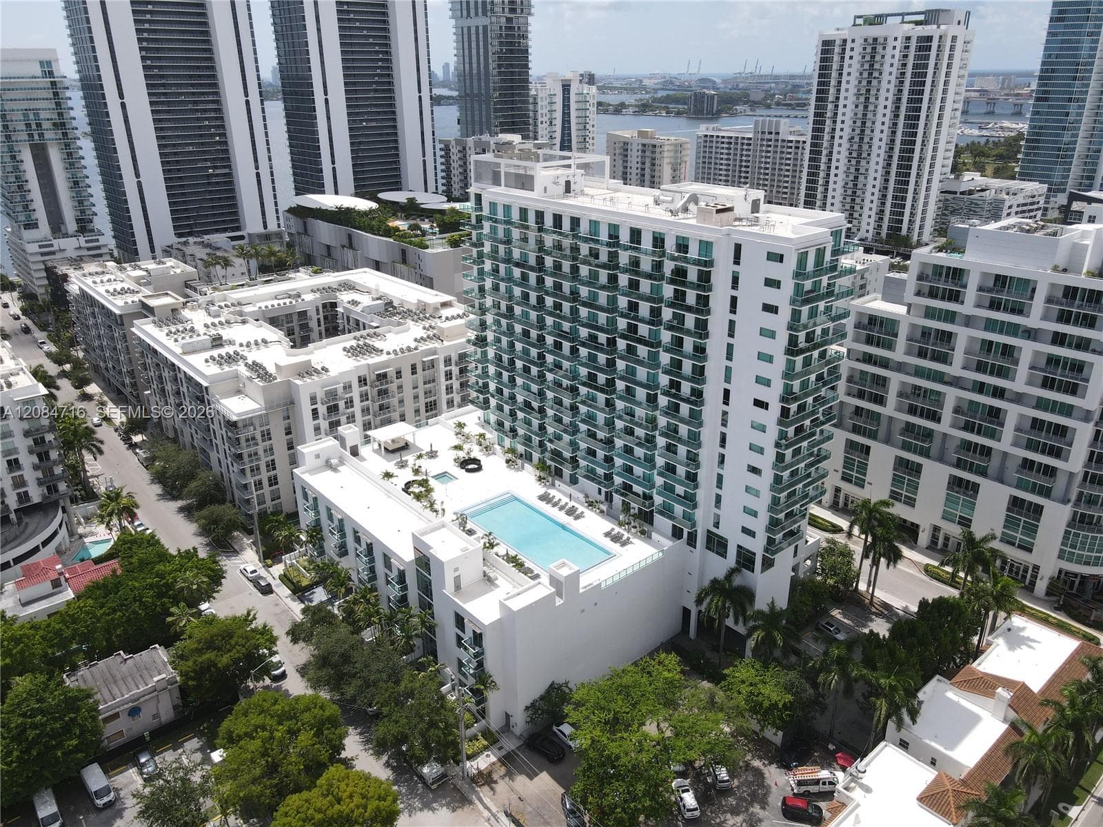 333 NE 24th St # 807, Miami, FL 33137 photo 2